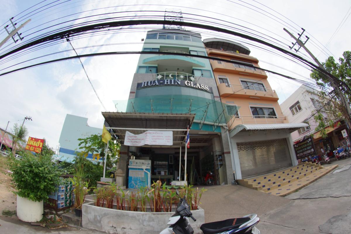 Hua-Hin Glass