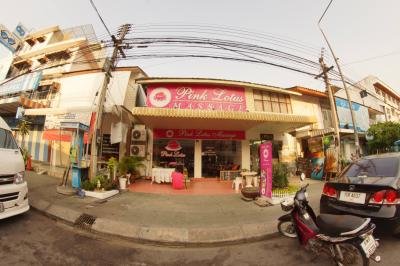 Pink Lotus Massage