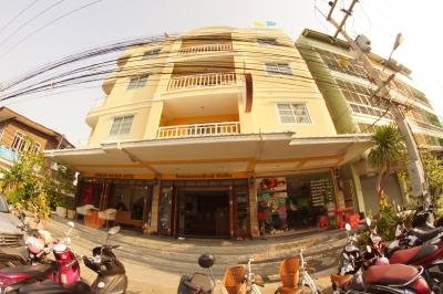 Chomsin Hua Hin Hotel