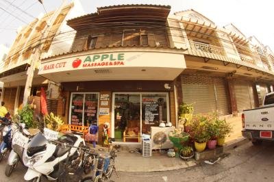 Apple Massage & Spa Dechanuchit Branch