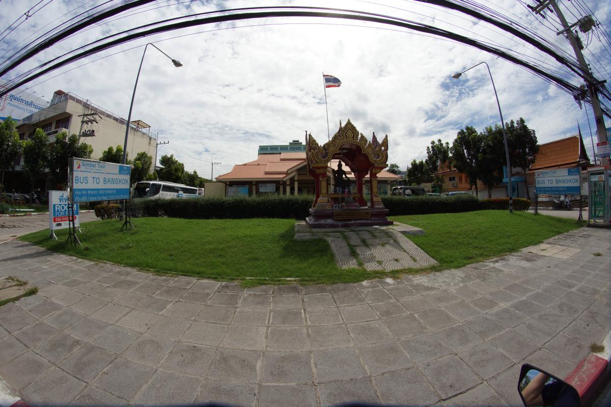 Sombat Tour