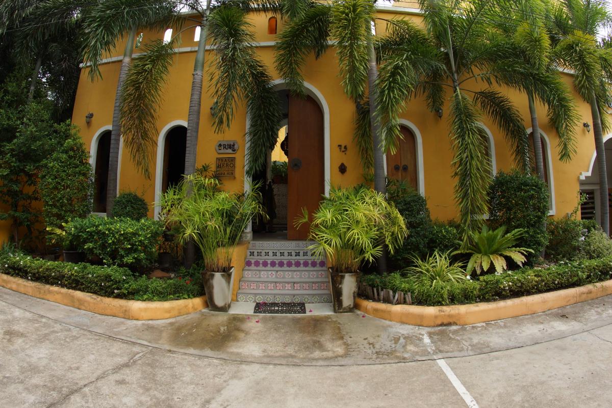 Riad Hua Hin
